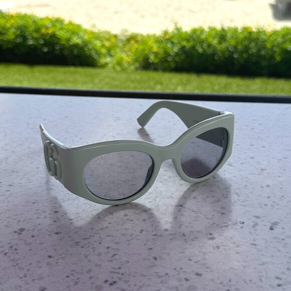 Gucci GG1544S 003 Green Grey Oval Sunglasses Women main image 11